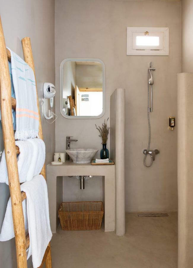 Cunda Sakin Hotel ภายนอก รูปภาพ