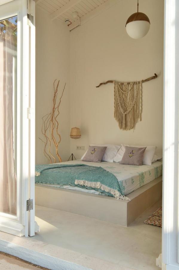 Cunda Sakin Hotel ภายนอก รูปภาพ